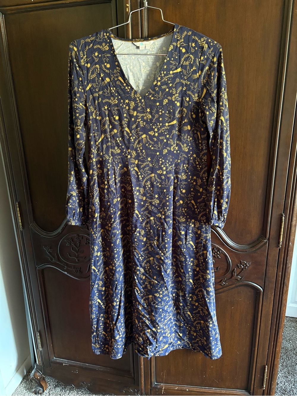 Boden Easy Printed V-Neck Midi Dress Navy and Yellow size 6L - Picture 2 of 8
